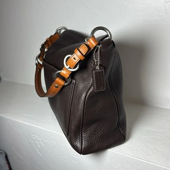 Coach Chelsea brown leather turn lock entry shoulder bag - Picture 3 of 15